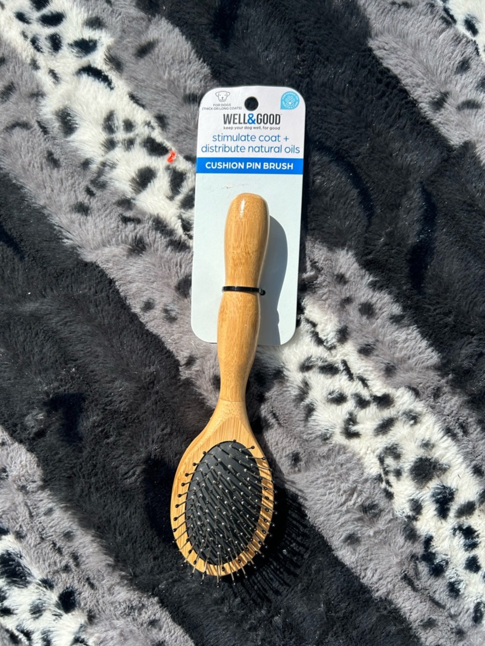 Natural Wood Cushion Pin Brush - Tan